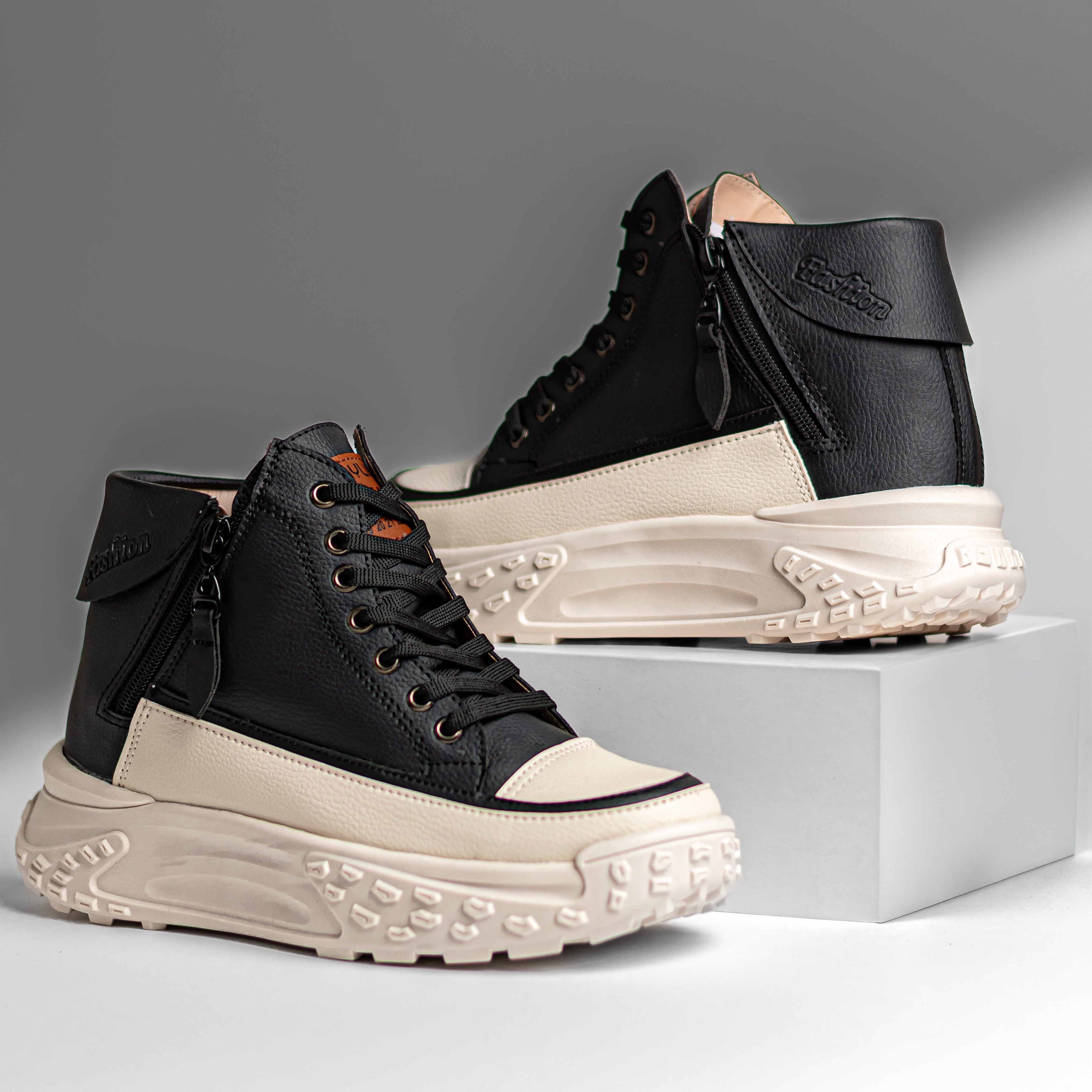 Bota Titan Rise – Conquista tu parche con flow urbano.