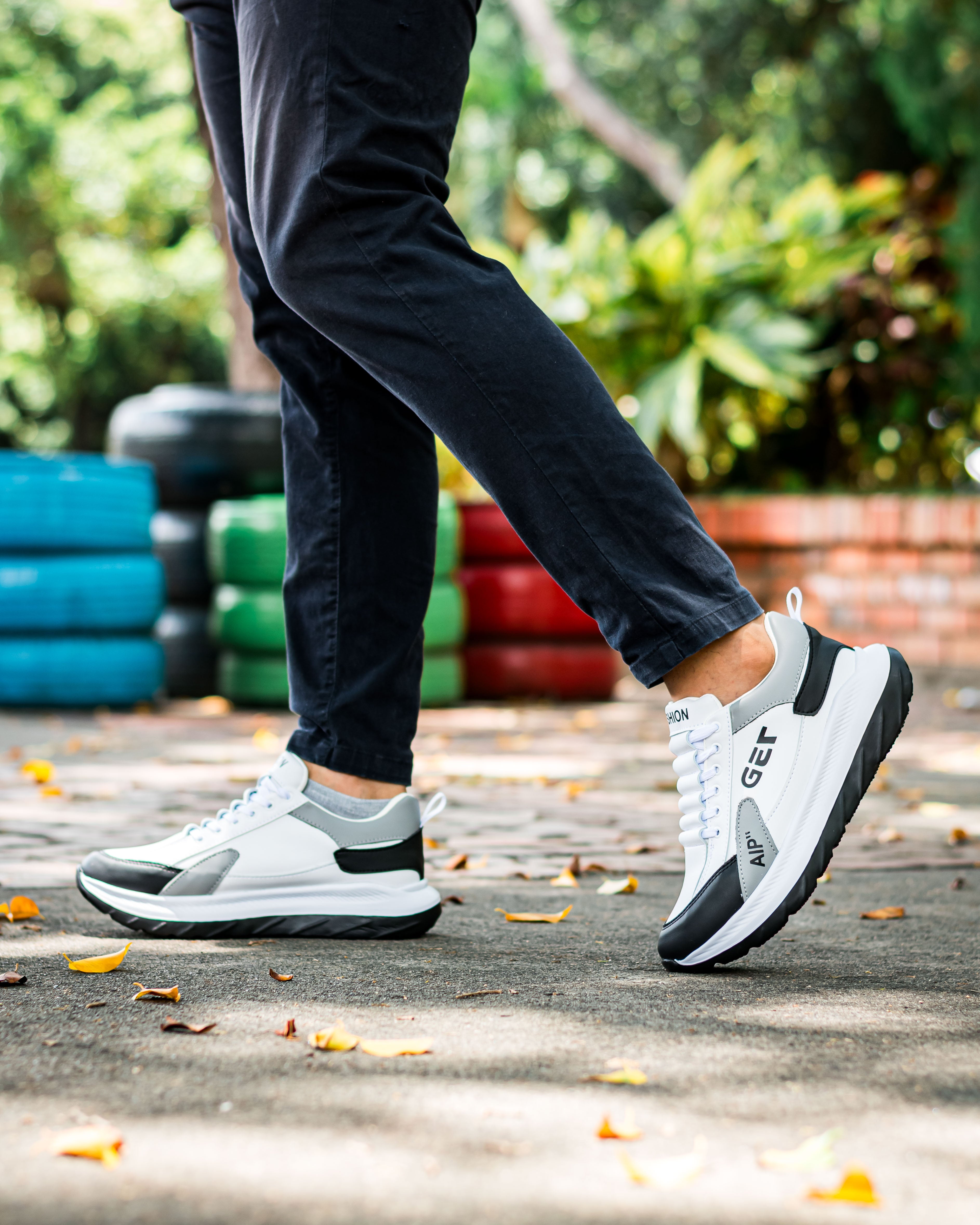 UrbanFlow – Tenis Ultraligeros para Hombre | Confort y Estilo Urbano